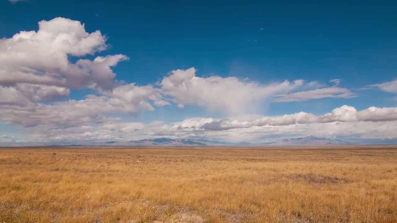 草原上的云视频素材
