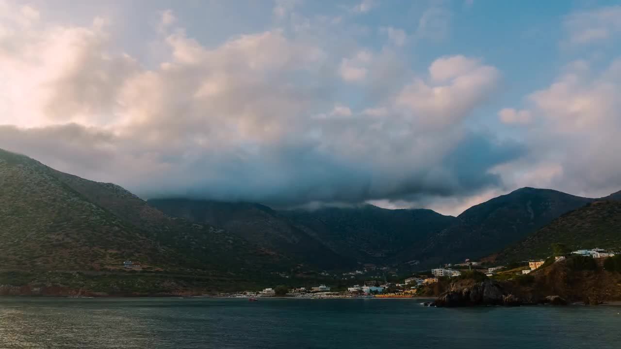 希腊海湾上空的云视频素材