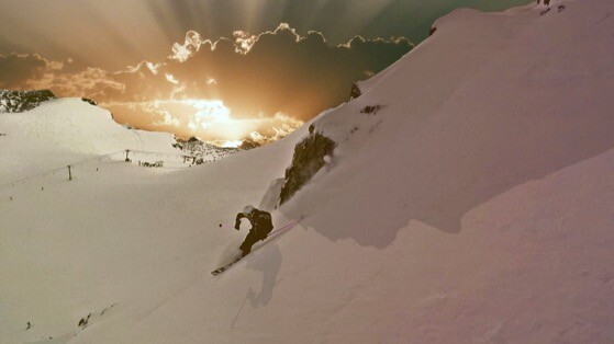 唯美滑雪场景高清壁纸
