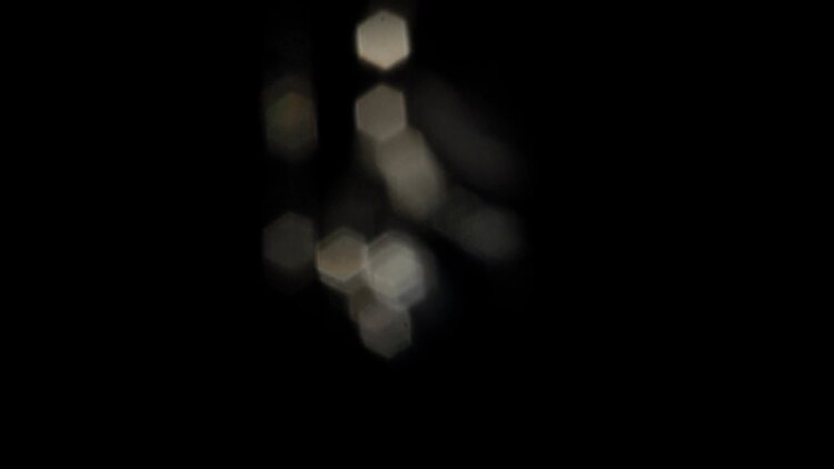 晶莹剔透棱镜折射散景光斑闪烁叠加动画14