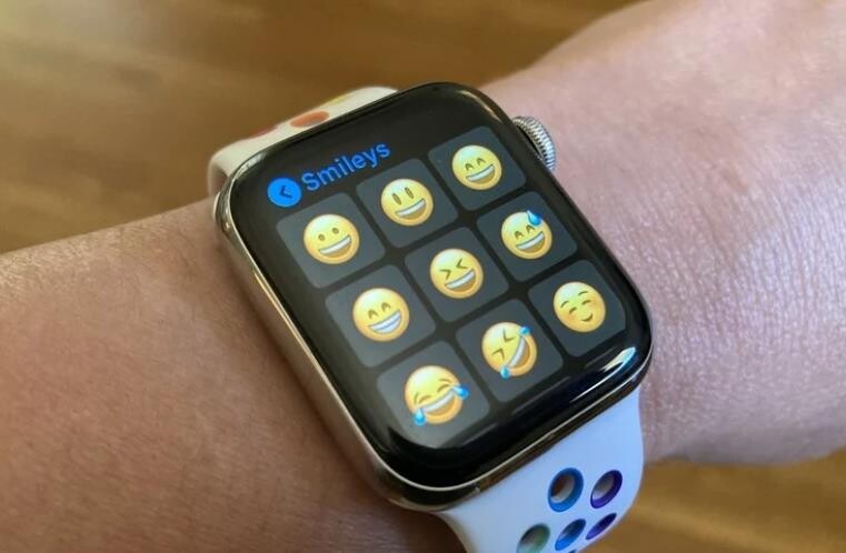 如何在Apple Watch上发送表情符号？