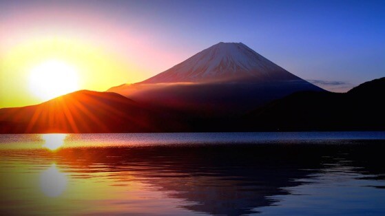 阳光下的富士山高清动态壁纸