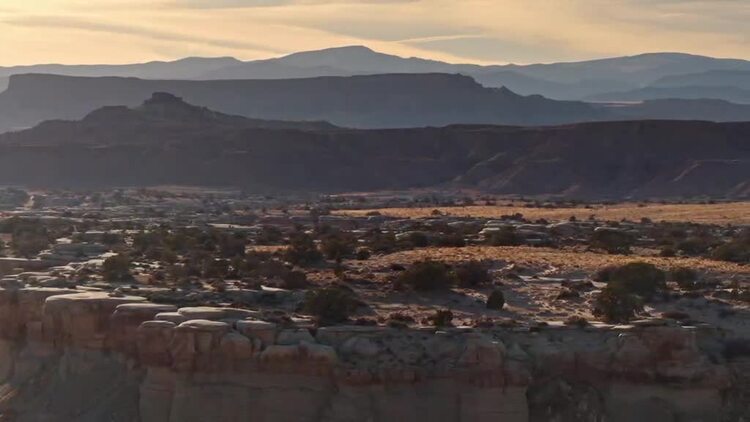 无人机航拍美国西部美景4K视频屏保35