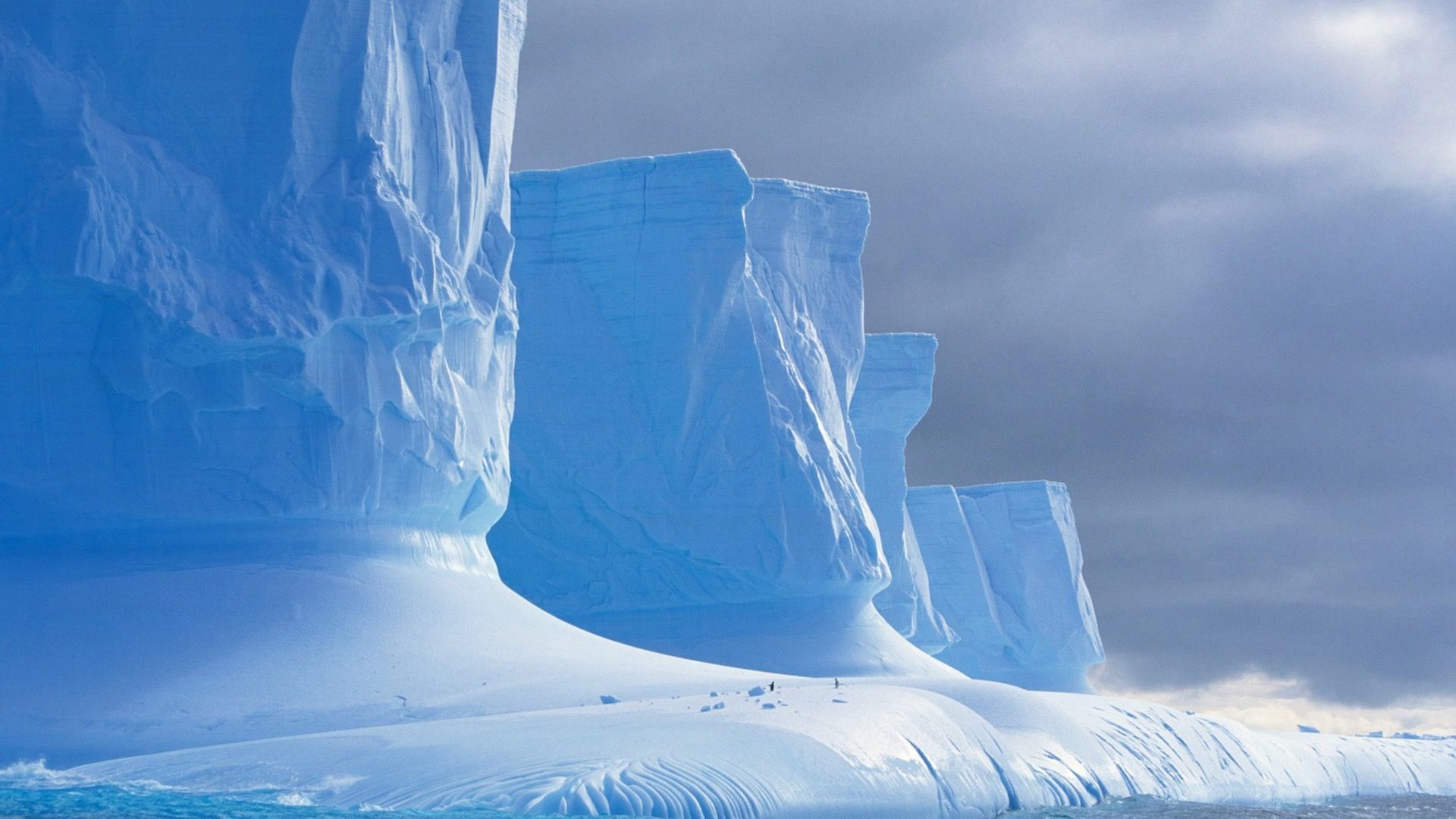 美丽的冰川湖泊高清动态壁纸