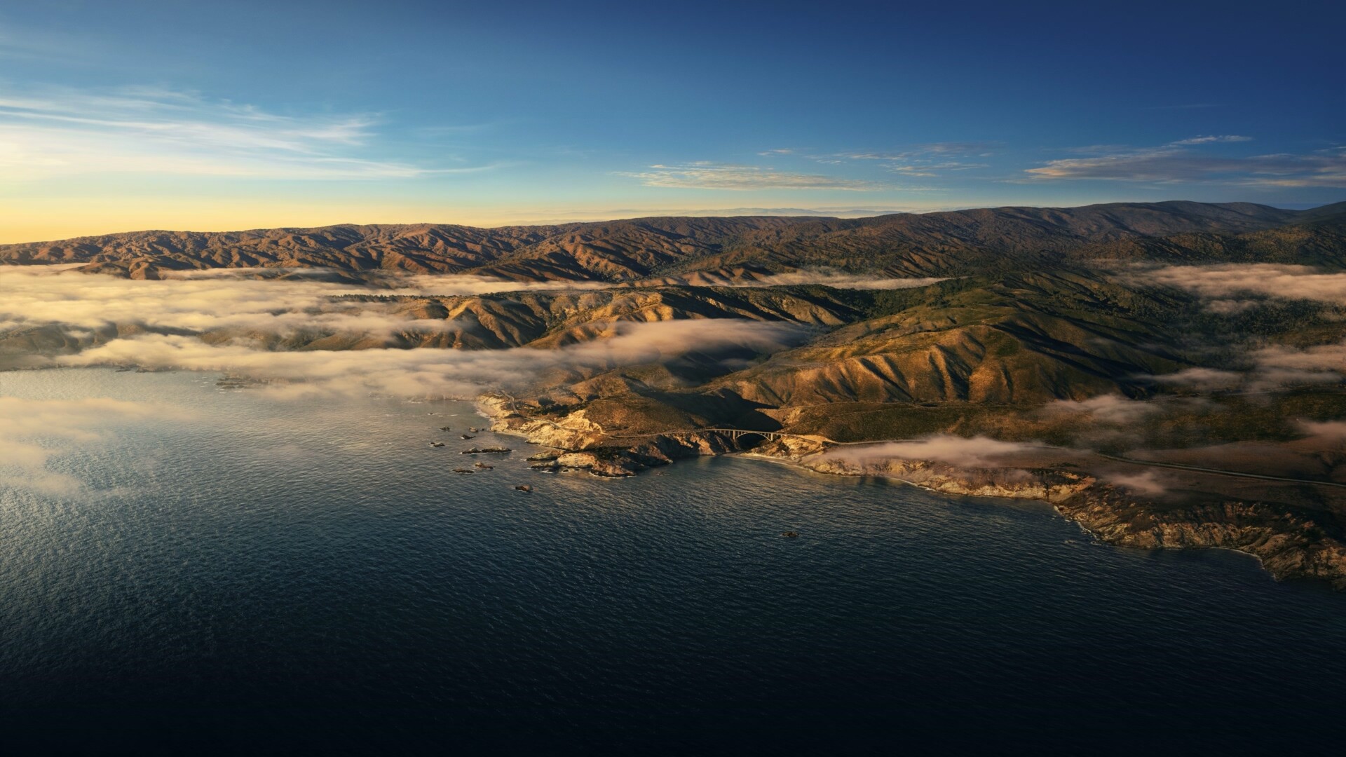 风景优美的大苏尔公路，海岸线和海洋加利福尼亚照片摄影图片_ID:144263107-Veer图库